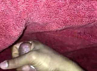 watching xvideos while making video