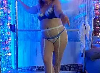 Redhead hotwife Steffi performs butterfly pussy dance in homemade video