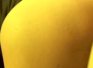 嘿，后入我日本朋友的妈妈，疯狂亚洲夫妻的热烈性爱！