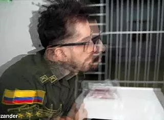 我用粗暴肛门扩张操教囚犯规矩！