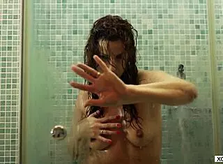 Reina Pornero in steamy sexual shower! So hot!