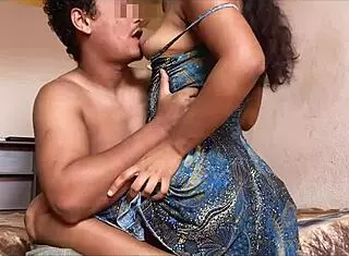 The new neighbor came to my house alone and ended up getting fucked!