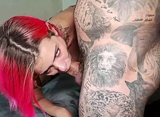 meu padrasto me fodeu todinha depois que a mulher saiu