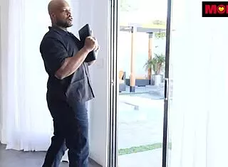 i’m a milf draining bbc with my wet pussy tonight