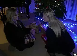 Two cute christmas mothers get anal dp on piano