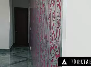 Ana Foxxx Watches Ex-Husband Facial August Skye