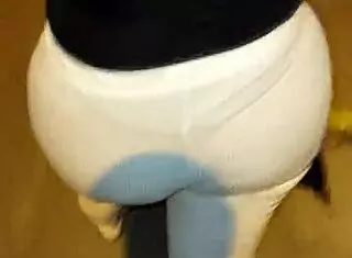 hey, i offered money to that mature venezuelan milf with big ass on the street to fuck