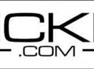 Hot Brunette Enjoys Passionate Session At Massage Parlor