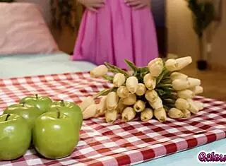 Victoria Voxxx and Lilly Bell Face Sitting