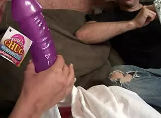 业余人妻湿屄圣诞快速猛炮