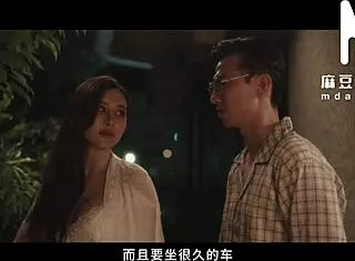 年轻18+白洁新婚4P爽翻天