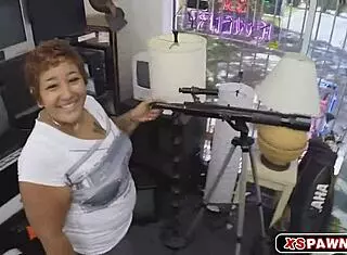 I banged that luscious babe's pussy, but i slipped.