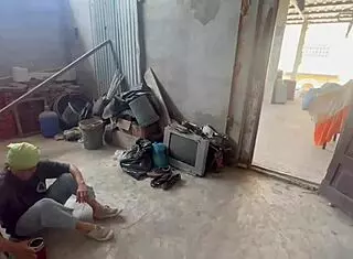 this bricklayer fucked me hard for being horny