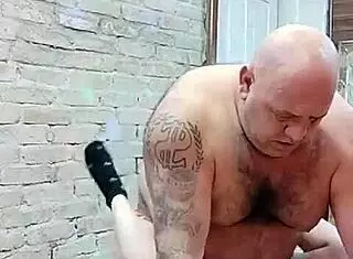 Hey, novinha, you begging for cream inside that tight pepekinha?