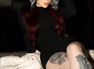 Lady XO hosts a thrilling jerk off challenge contest with playful instructions