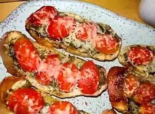 I Rented a Motel Room and Enjoyed It Alone Intensely