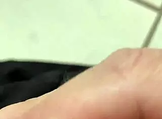 i put my dick on my girlfriend's dirty panties and feel the excitement