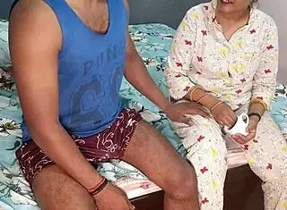 दही मांगने आए लड़के ने आंटी की चूत में अपना दही डाला हिंदी ऑडियो