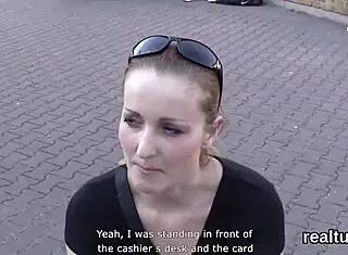 想看完美捷克18+少女POV猛插吗