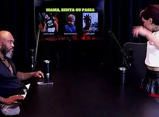 Pediu Para Socar Uma Bola De Tênis No Cu Quer Ter Liberdade Financeira E Em Quem Ela Mama Senta Ou Passa - Annie Clementine Watch On Sheer Red, Public Humiliation Beautiful Dirty Talk Interracial Massage Interview Ass Game Handjob.