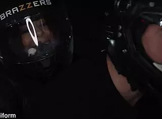 alexis fawx does deepthroat and facial while hubby is away 😈 brazzers scene.