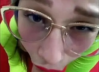 老公不在拉丁邻居来访偷情