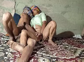 Hot Indian desi step siblings in steamy bathroom action!