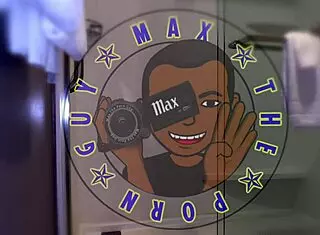 Roxxxie returns in POV episode for an intriguing encounter