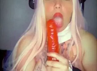 Curvy Maid Wants Cock!