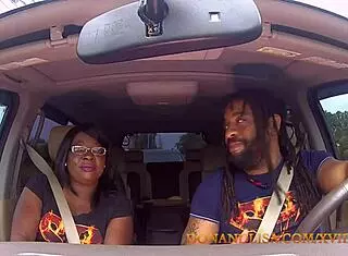 Lisa Rivera Gives Don Whoe Sloppy Head In The Jacuzzi.