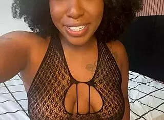 JOI引导手淫骚货一起321射精