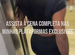 大屌男孩公寓电梯狂干业余实拍