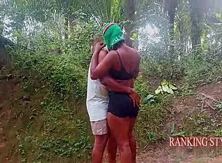 the best way of meeting a partner... muff diving blonde curvy ass