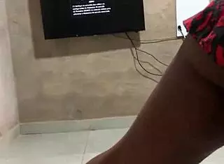 Latina brunette wanted to join and ended up sucking cock in homemade scene