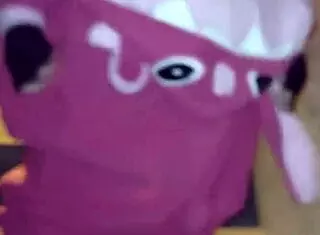 acosando a madura venezolana culona en las calles de lima disfrazada de la novia de stitch anal - parte 1