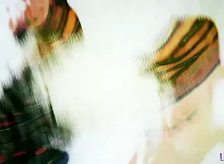 娇小Bryona Ashly近距离深喉舔穴骑乘狂干瘦身激烈抽插