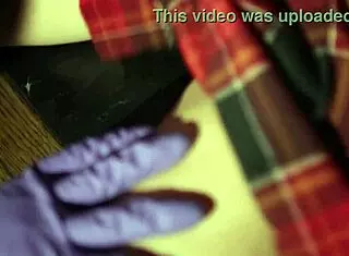 Horny Girlfriend Offered Blowjob in Shower with Cum on Face