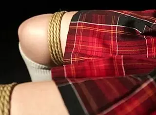 Horny Girlfriend Offered Blowjob in Shower with Cum on Face