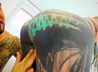 want to see this tattooed babe get stretched and gaping?