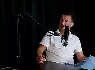 Rumors swirl about Carlos Urach's alimony and family issues