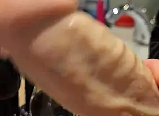 Large Sextoy Anal Fuck