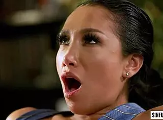 did vicki chase get fucked on the boss desk with sensual licks?