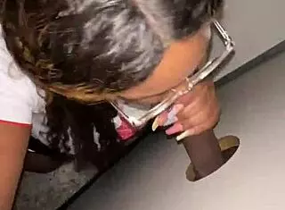 ebony bbw throats strangers bbc at the glory hole