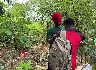 尼日利亚陌生人三人行玩得超野