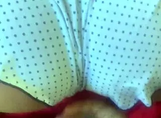 o padrasto ficou chocado quando voltou para casa sex toy.