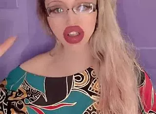 Goddess mistress engages in financial domination session