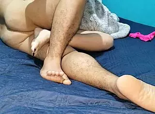 En La Cama Con Mi Hermanastra Embarazada, Licking Juicy Swollen Pussy Lips