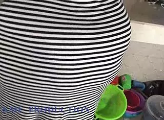 I fucked my step brothers wife quickly while he travelled out of town