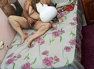 Novinha Bem Nova Mesmo E O Velho Comedor De Pepeka in Muscular Lingerie