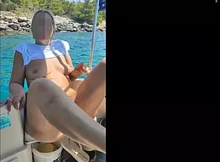 Ariela Rider Pees Publicly in Bold Display